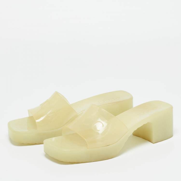 Pre Owned Gucci Transparent Rubber Slide Sandals Size 37