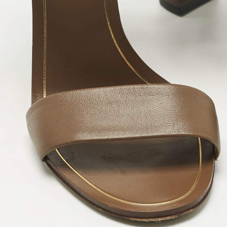 Pre Owned Gucci Brown Leather Horsebit Ankle Strap Sandals Size 37.5