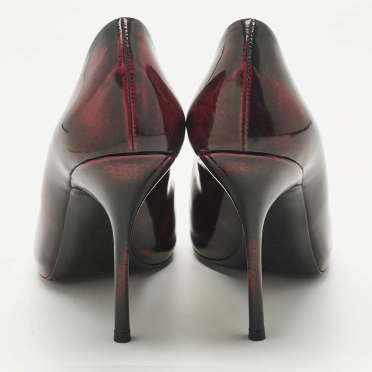 Pre Owned Gucci Two Tone Leather Pointed Toe Pumps Size 40.5