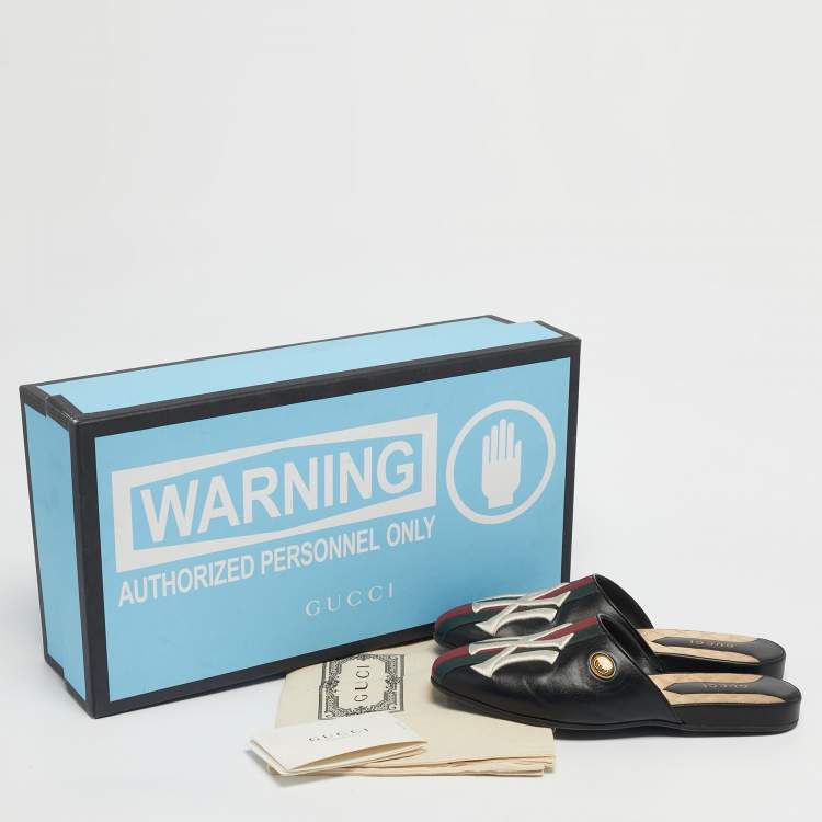 Pre Owned Gucci Black Leather NY Yankees Mules Size 36