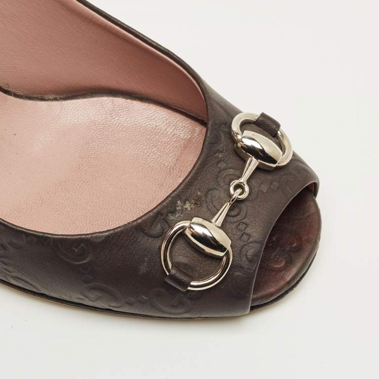 Pre Owned Gucci Brown Monogram Leather Jolene Horsebit Pumps Size 35
