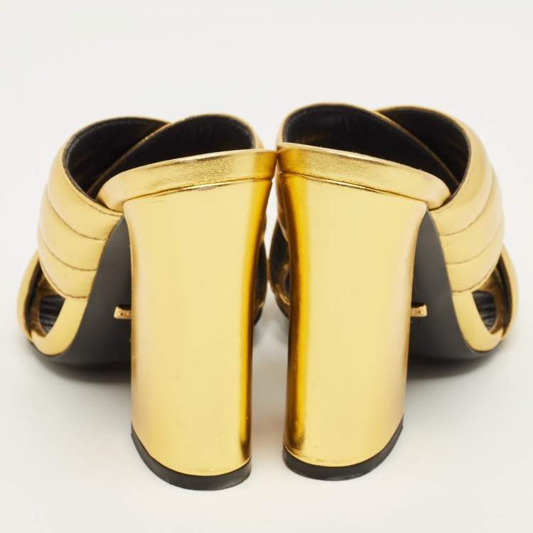 Pre Owned Gucci Metallic Gold Quilted Leather Webby Mules Sandals Size 35