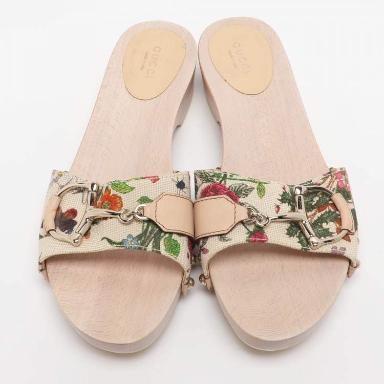 Pre Owned Gucci White Floral Print Canvas and Leather Icon Bit Wooden Clogs 38
