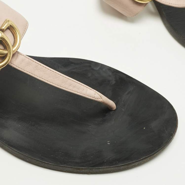 Pre Owned Gucci Pink Leather GG Marmont Thong Slide Flats Size 40