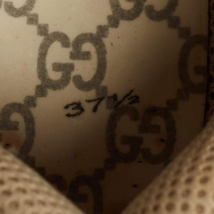 Pre Owned Gucci White/Grey Leather and Mesh Flashtrek Lace Up Sneakers Size 37