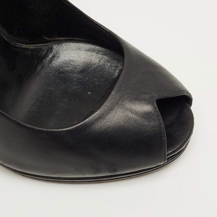 Pre Owned Gucci Black Leather Peep Toe Pumps Size 37.5