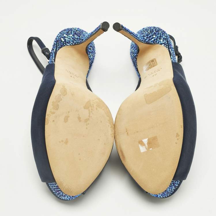 مملوكة مسبقًا Gucci Navy Blue Satin Peep Toe Slingback Pumps Size 40