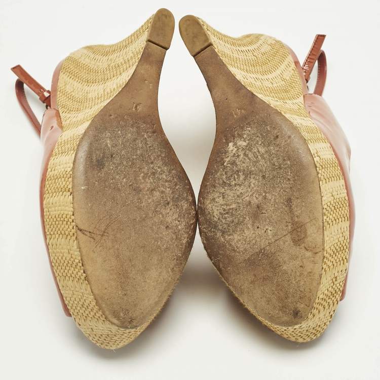 Pre Owned Gucci Coral Red Patent Leather Espadrille Wedge Slingback Pumps Size 41