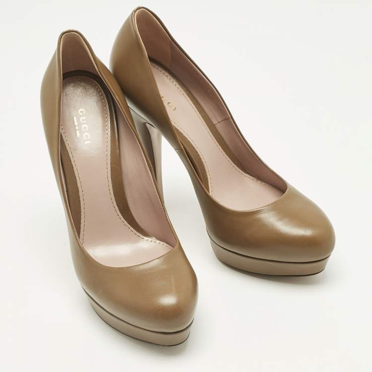 Pre Owned Gucci Brown Leather Round Toe Platform Pumps Size 38.5