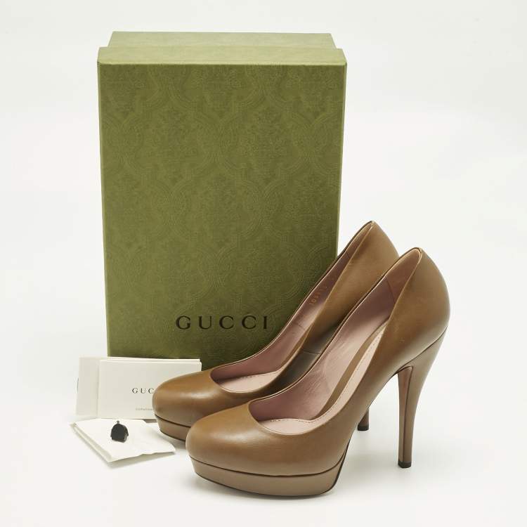 Pre Owned Gucci Brown Leather Round Toe Platform Pumps Size 38.5