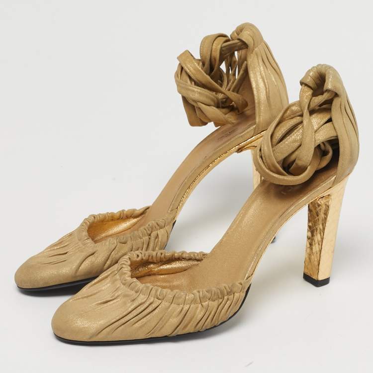 Pre Owned Gucci Size 37.5 Gold Python Embossed Leather and Suede Ankle Wrap Pumps