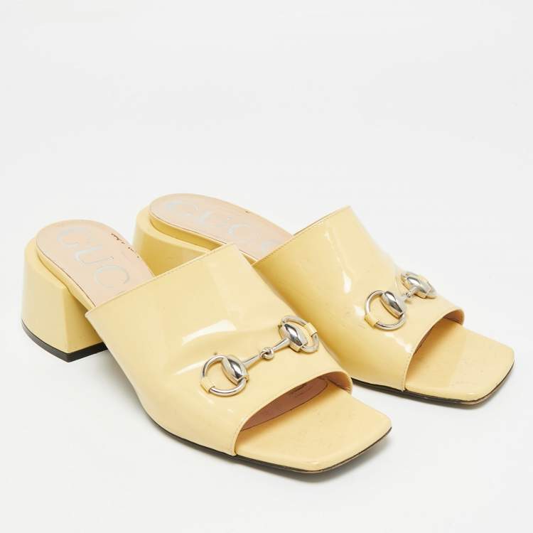 Pre Owned Gucci Horsebit Size 39.5 Yellow Patent Leather Slide Sandals