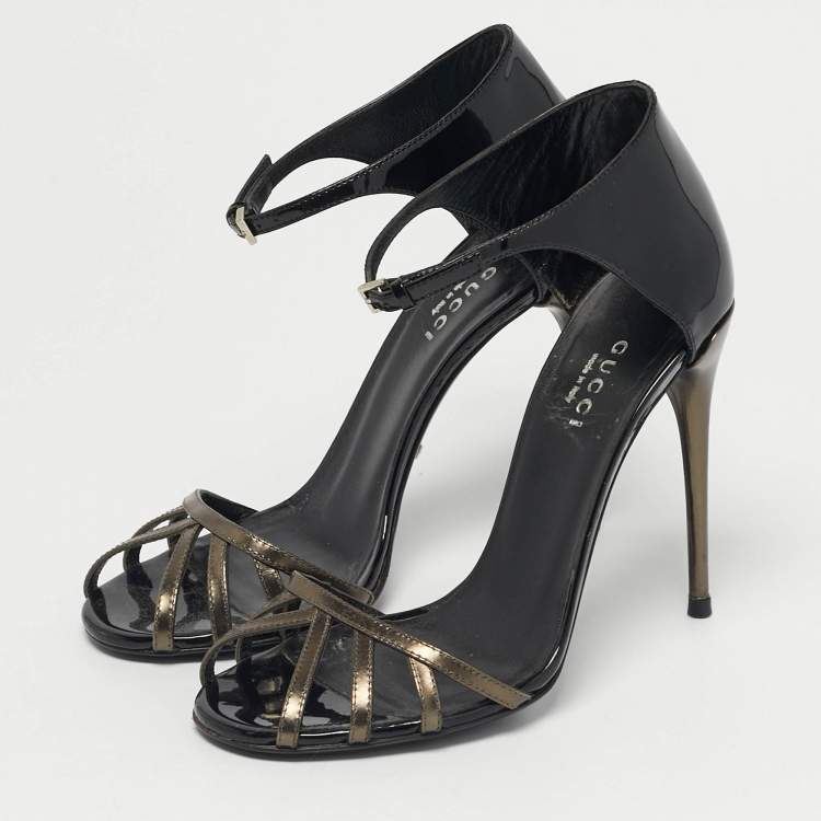 Pre Owned Gucci Size 35.5 Black Patent Leather Ankle Strap Sandals