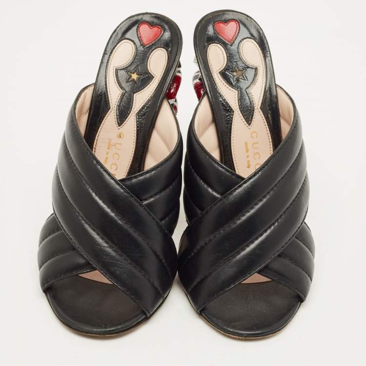 مملوكة مسبقًا Gucci Webby Size 39 Black Leather Snake Embellished Mules