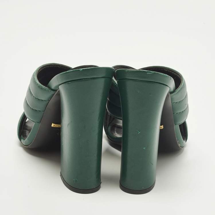 Pre Owned Gucci Webby Size 41 Green Quilted Leather Slide Sandals                                    