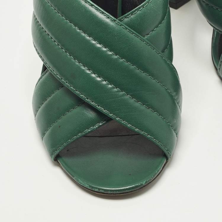 Pre Owned Gucci Webby Size 41 Green Quilted Leather Slide Sandals                                    