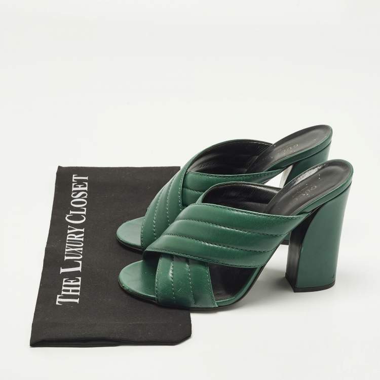 Pre Owned Gucci Webby Size 41 Green Quilted Leather Slide Sandals                                    