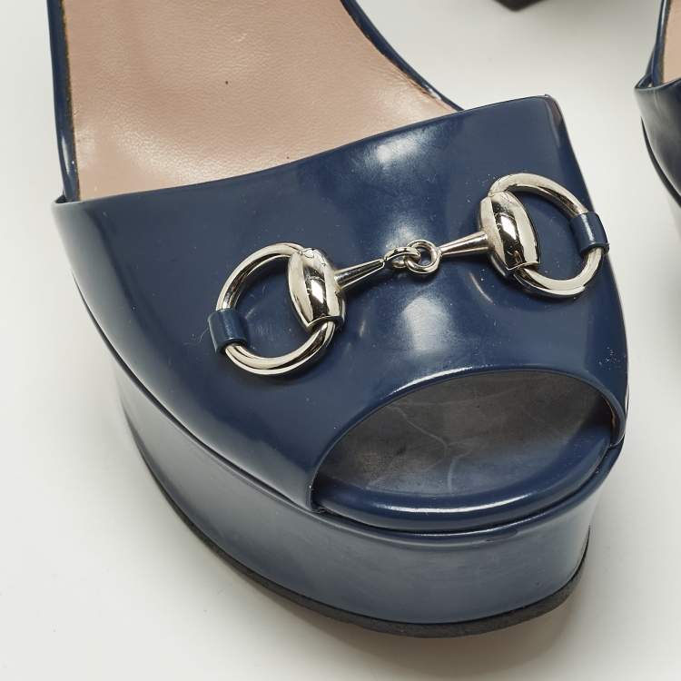 Pre Owned Gucci Claudie Horsebit Size 39 Blue Patent Leather Ankle Strap Sandals