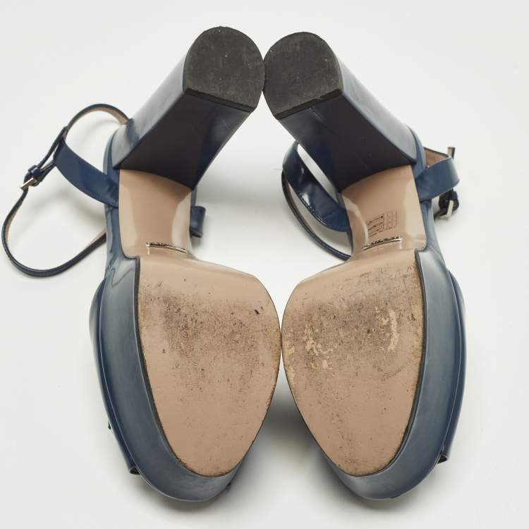 Pre Owned Gucci Claudie Horsebit Size 39 Blue Patent Leather Ankle Strap Sandals