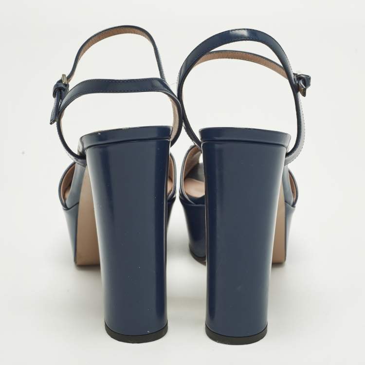 Pre Owned Gucci Claudie Horsebit Size 39 Blue Patent Leather Ankle Strap Sandals