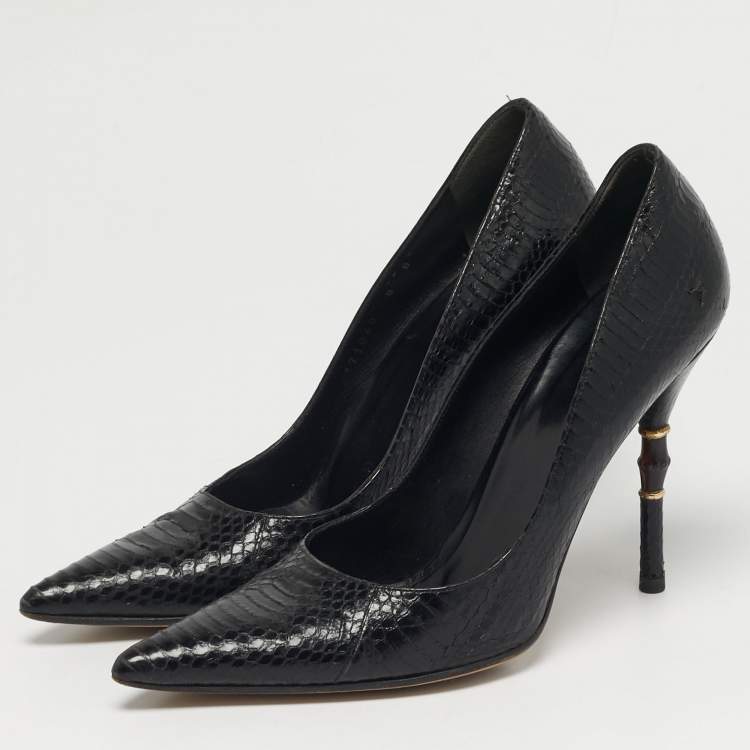 مملوكة مسبقًا Gucci Bamboo Size 38.5 Black Water Snake Leather Pointed Toe Pumps