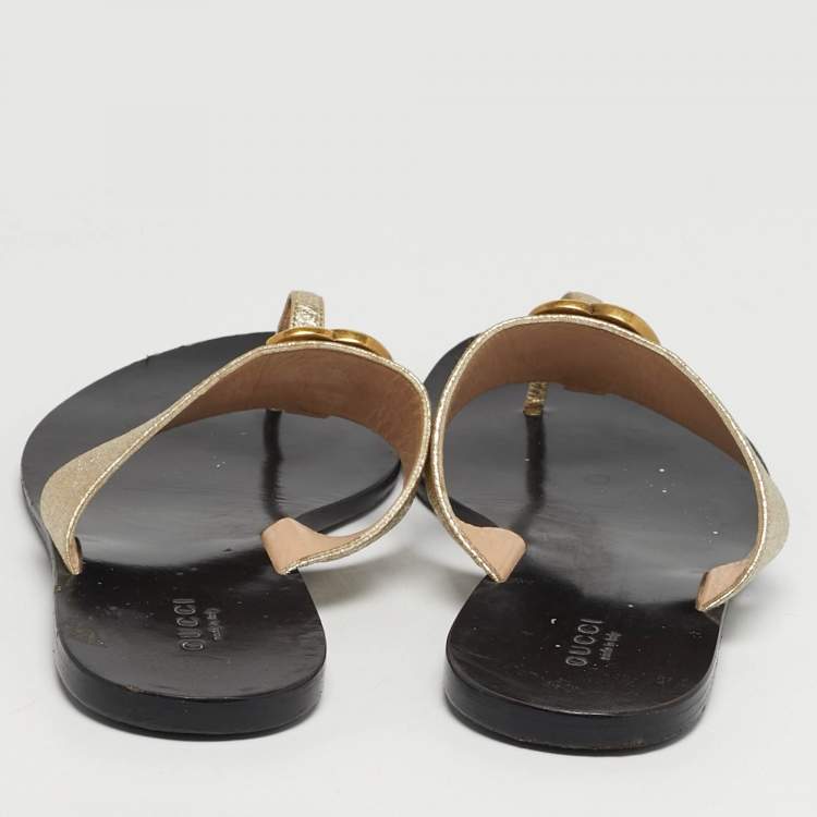 Pre Owned Gucci GG Marmont Size 38.5 Gold Foil Leather Thong Flats Slide