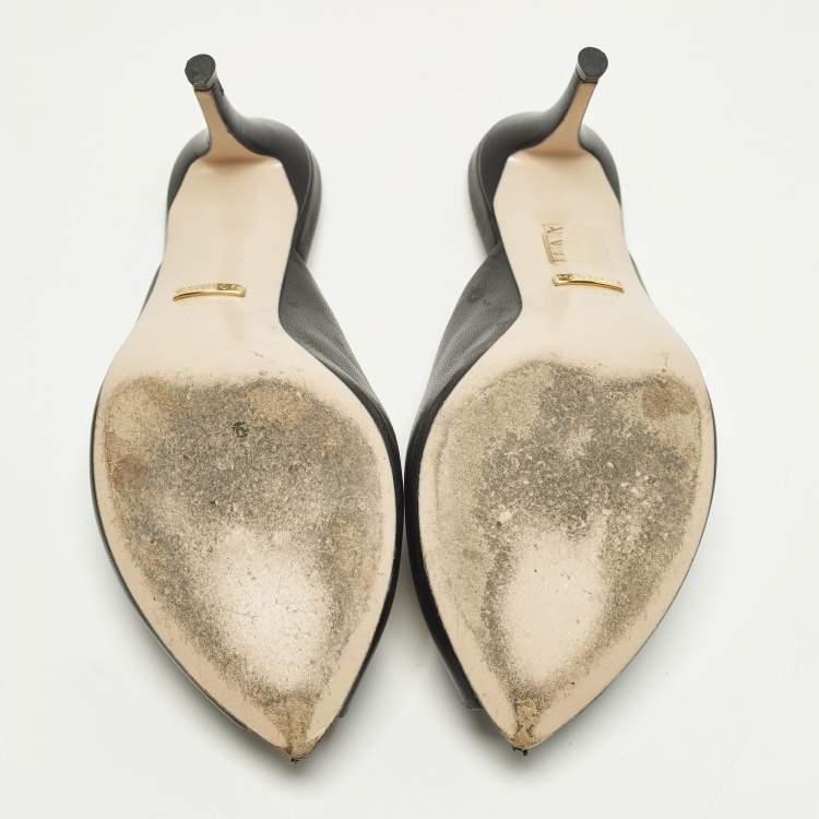 Pre Owned Gucci Slyvie Size 36.5 Black Leather Chain Mules