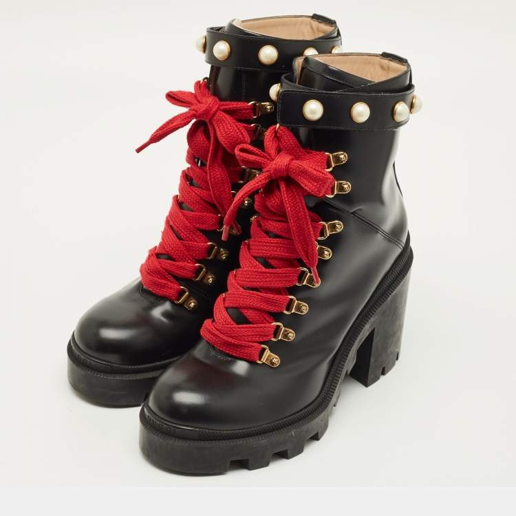 Pre Owned Gucci Size 40 Black Leather  Faux Pearl Embellished  Ankle Length Boots