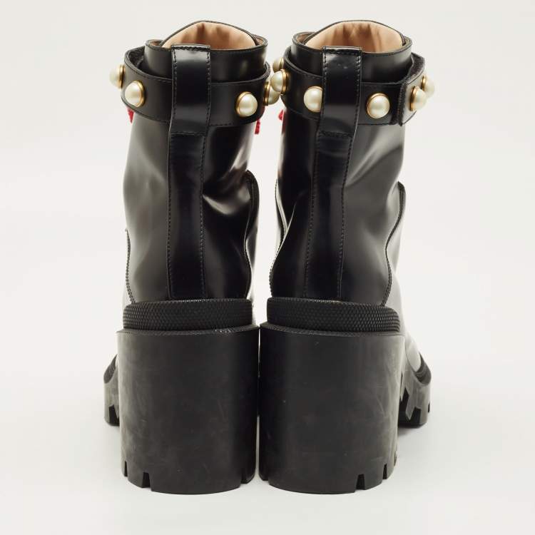 Pre Owned Gucci Size 40 Black Leather  Faux Pearl Embellished  Ankle Length Boots