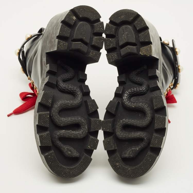 Pre Owned Gucci Size 40 Black Leather  Faux Pearl Embellished  Ankle Length Boots