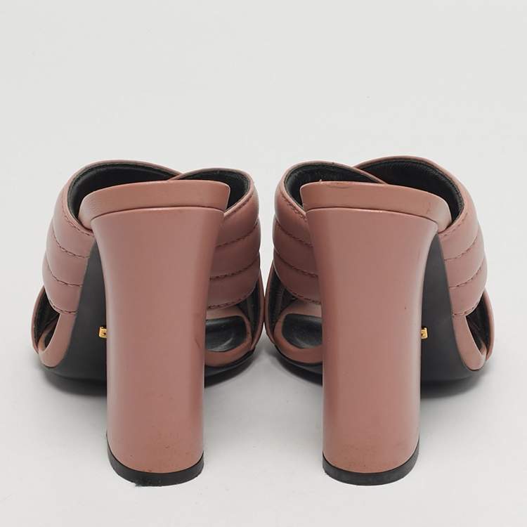 Pre Owned Gucci Webby Size 35 Pink Quilted Leather Slide Sandals