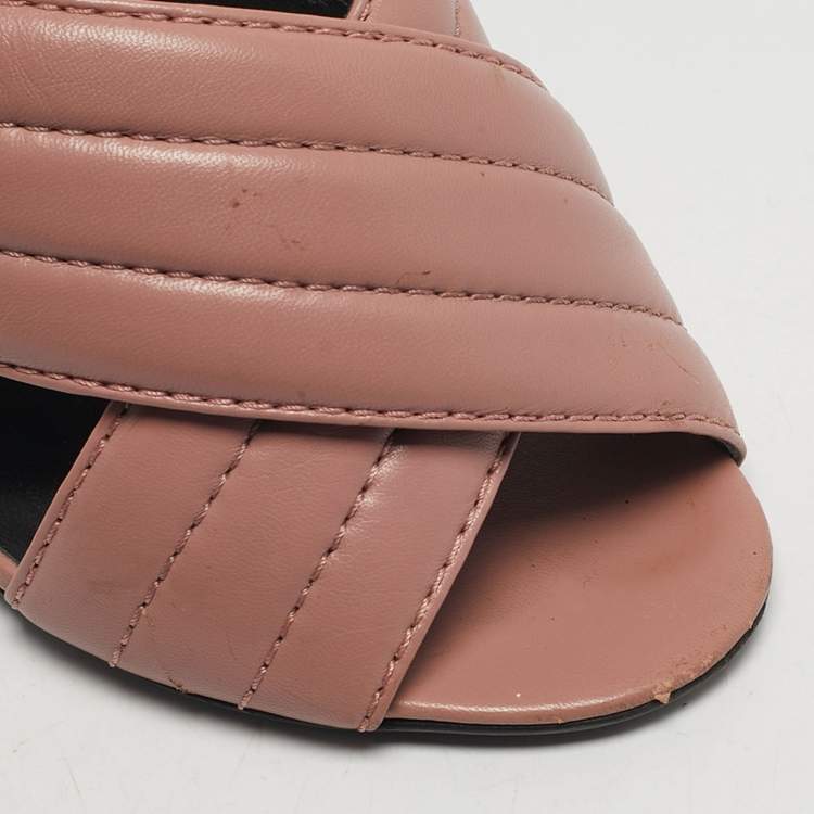 Pre Owned Gucci Webby Size 35 Pink Quilted Leather Slide Sandals