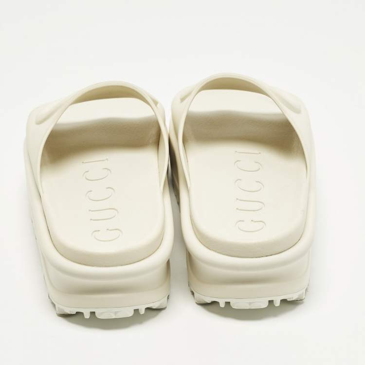 Pre Owned Gucci GG Size 38 Beige Rubber Platform Slide Sandals
