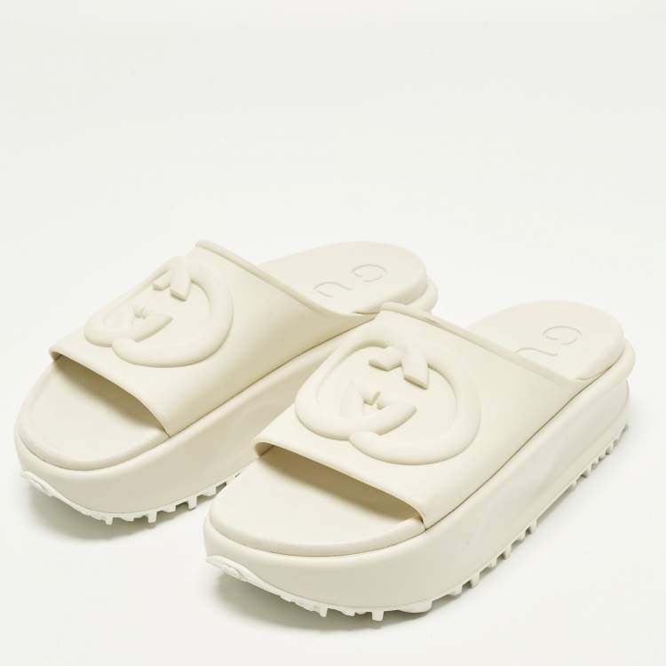 Pre Owned Gucci GG Size 38 Beige Rubber Platform Slide Sandals