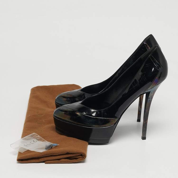 Pre Owned Gucci Size 38 Two Tone Patent and Leather Platform Pumps