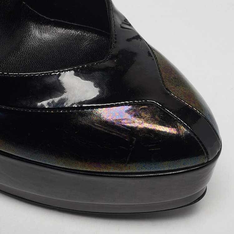 Pre Owned Gucci Size 38 Two Tone Patent and Leather Platform Pumps