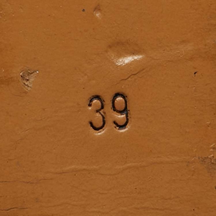 Pre Owned Gucci Princetown Size 39 Black Leather Flat Mules