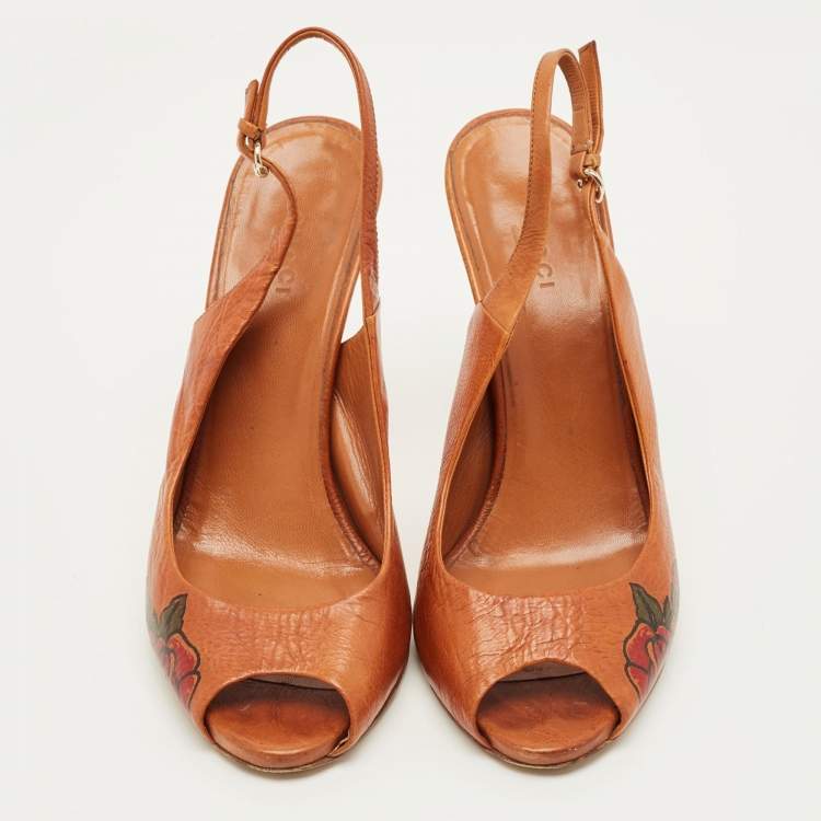 Pre Owned حذاء كعب عالي غوتشي مقدمة مفتوحة سير خلفي جلد لامع أصفر مقاس 37