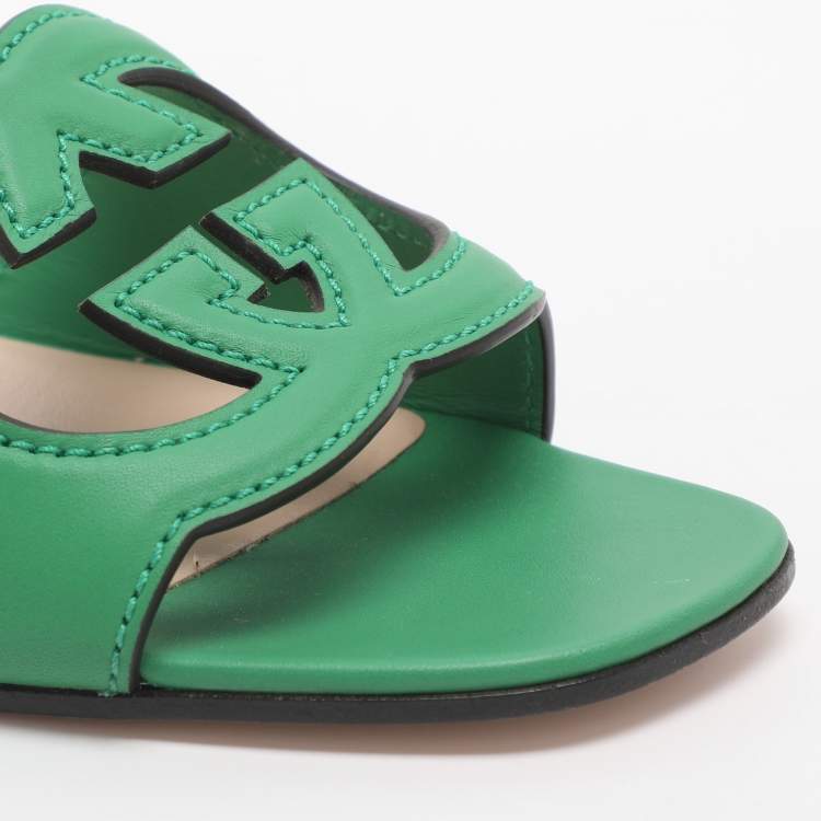 Pre Owned Gucci Interlocking GG Cutout Size 39 Green Leather Flat Sandals