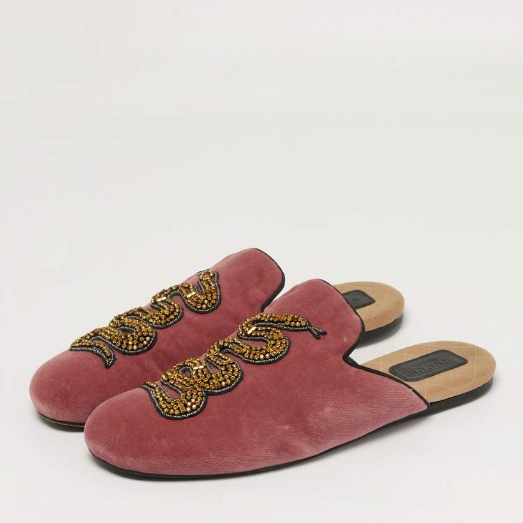 Pre Owned Gucci Lawrence Size 40.5 Pink Velvet Crystal Embellished Flat Mules