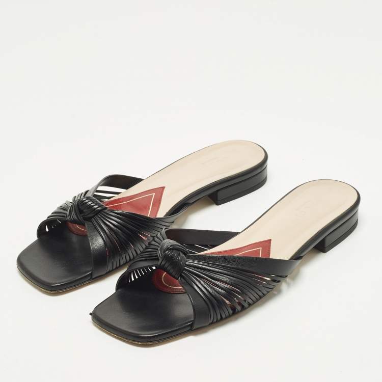 Pre Owned Gucci Size 38 Black Leather knot Detail Flat Slide