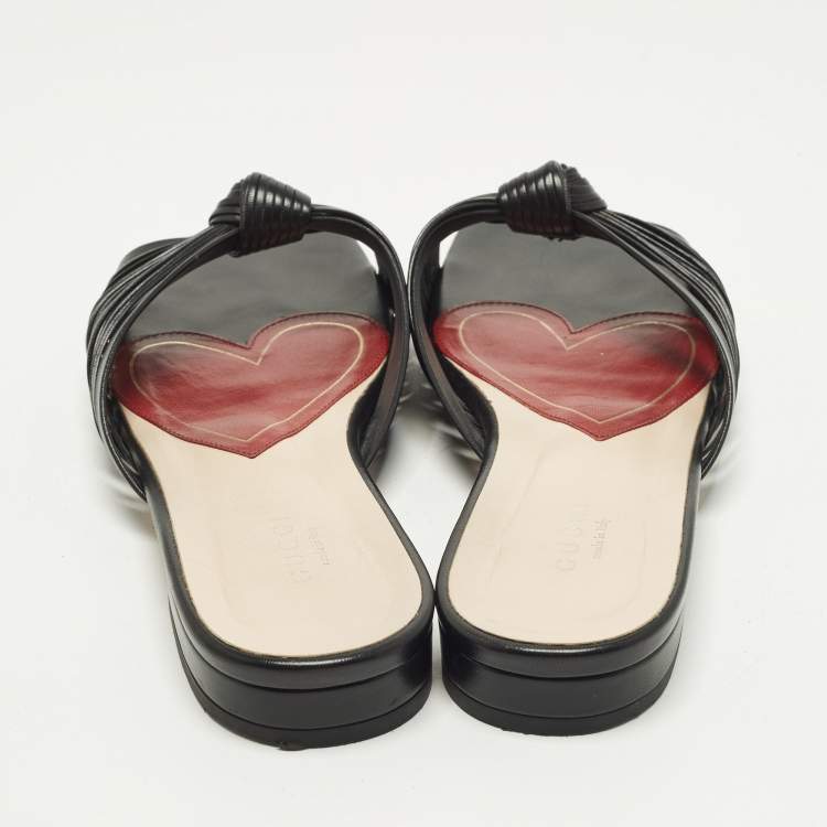 Pre Owned Gucci Size 38 Black Leather knot Detail Flat Slide
