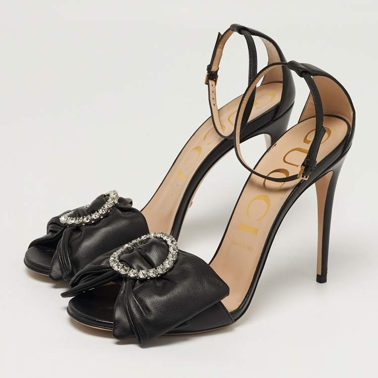 مملوكة مسبقًا Gucci Size 40 Black Leather Bow Crystal Embellished Ankle Strap Sandals