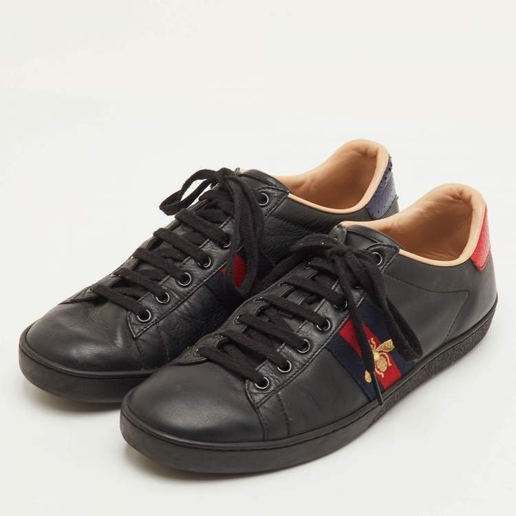 مملوكة مسبقًا Gucci Ace Size 38.5 Black Leather Bee Embroidered Low Top Sneakers