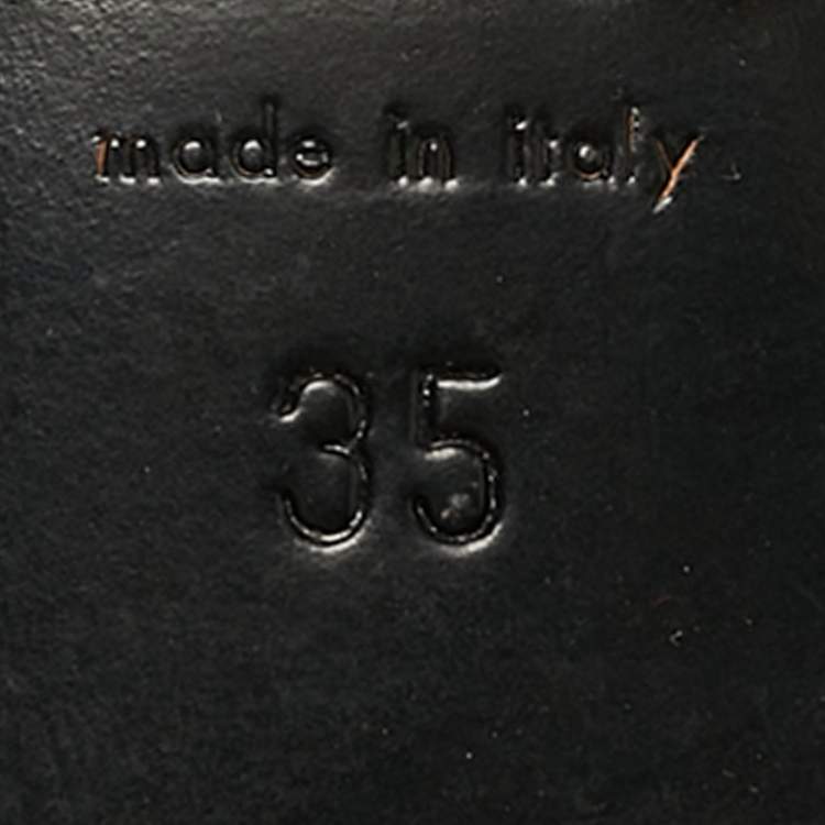 مملوكة مسبقًا Gucci Size 35 Metallic Silver/Pink Leather Knot Ankle Strap Sandals