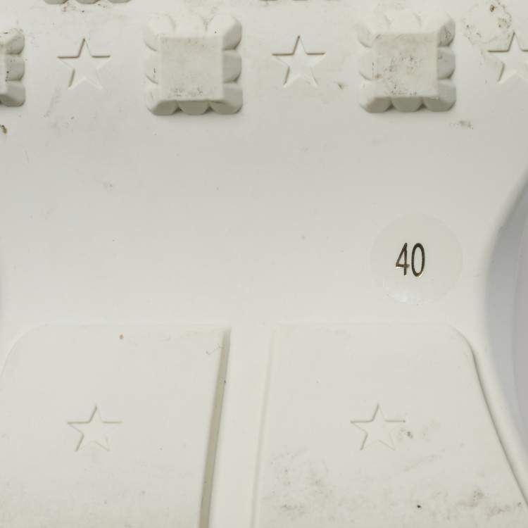 Pre Owned حذاء رياضي غوتشي ريتون غوتشي جلد كريمي مزين شعار الماركة مثاس 40.5