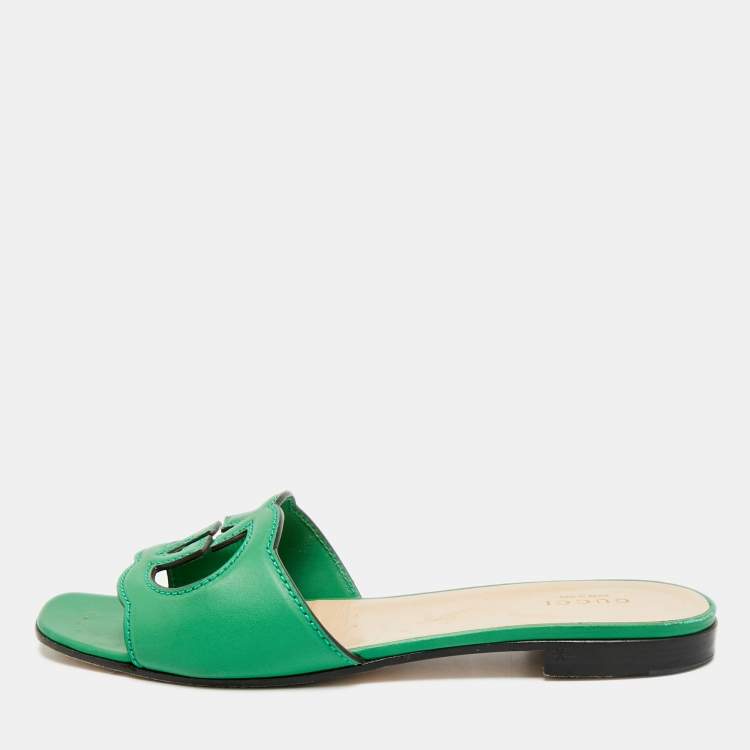 Pre Owned Gucci Interlocking G Size 38.5 Green Leather Cut-Out Flat Slide Sandals
