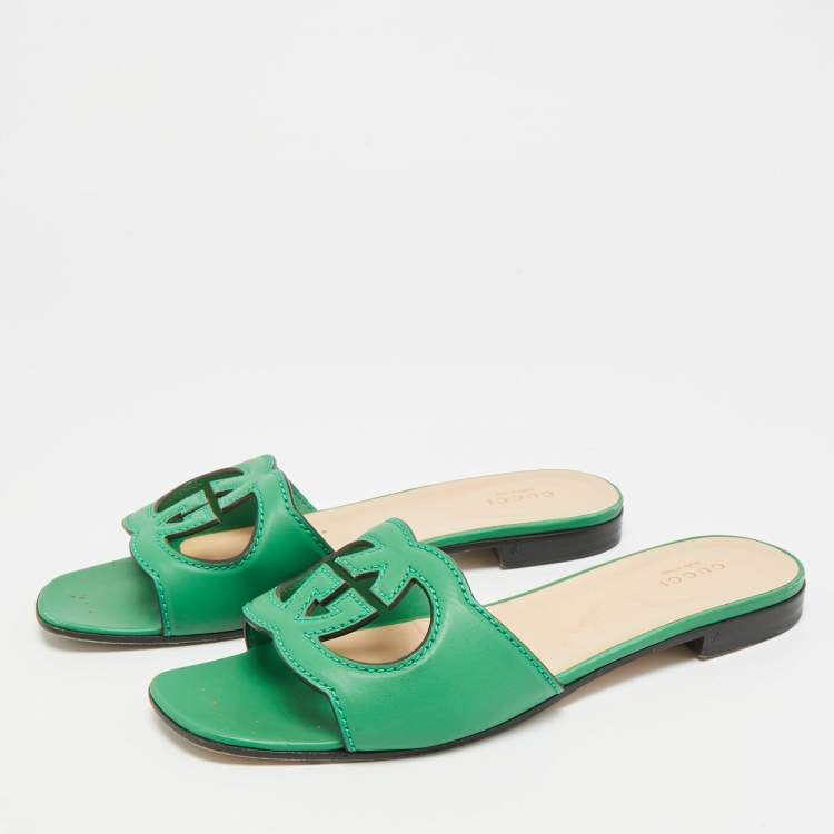 Pre Owned Gucci Interlocking G Size 38.5 Green Leather Cut-Out Flat Slide Sandals
