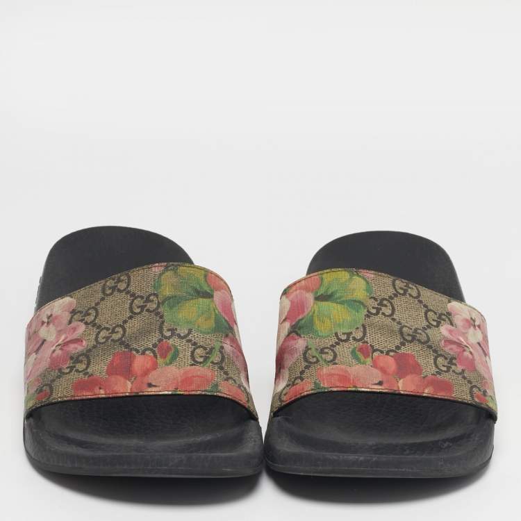 Pre Owned Gucci  Size 39 Multicolor GG Bloom Supreme Canvas Slide Flats
