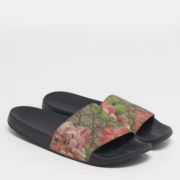 Pre Owned Gucci  Size 39 Multicolor GG Bloom Supreme Canvas Slide Flats